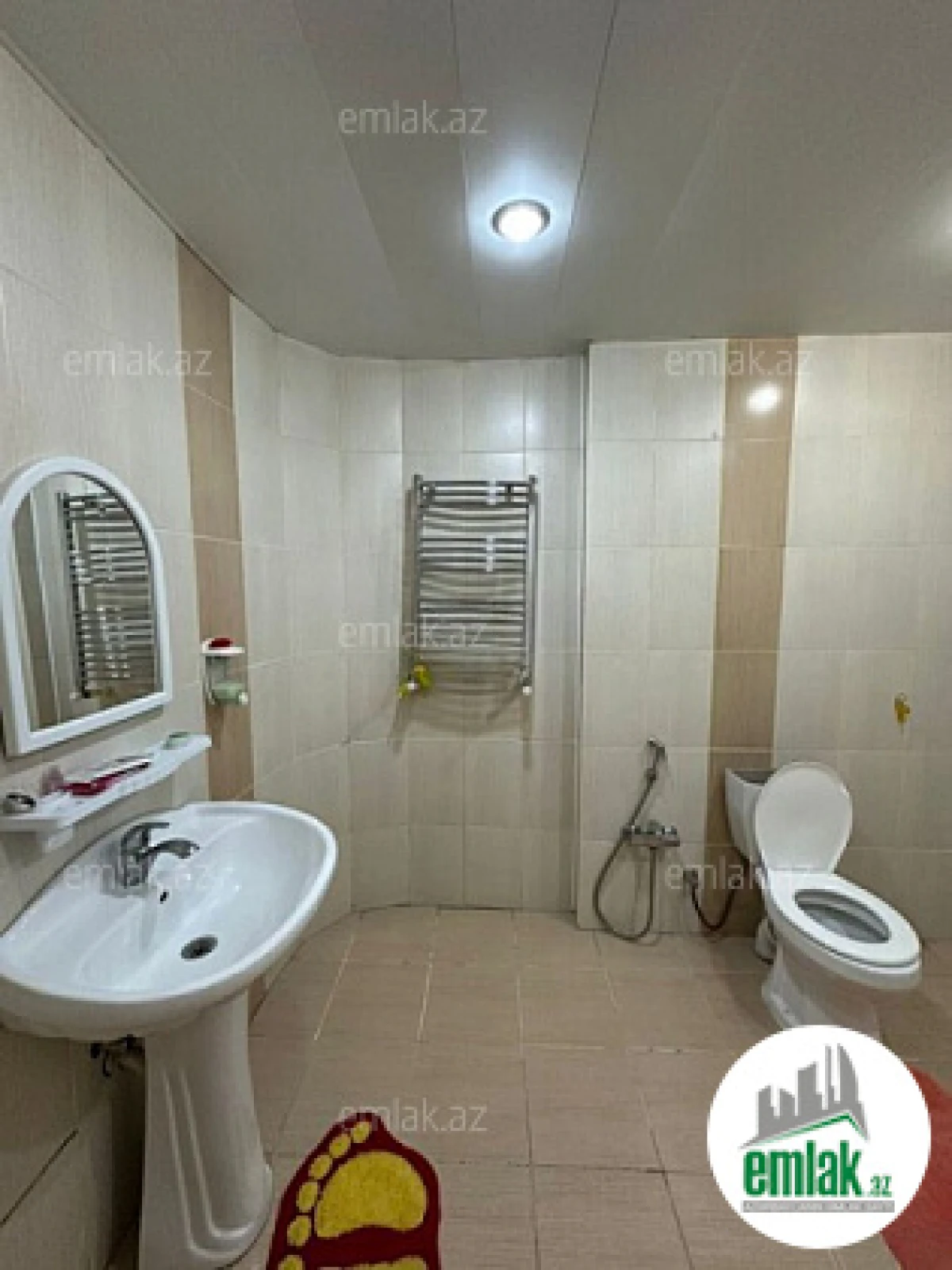 Satılır 3 otaqlı yeni tikili 155 m²