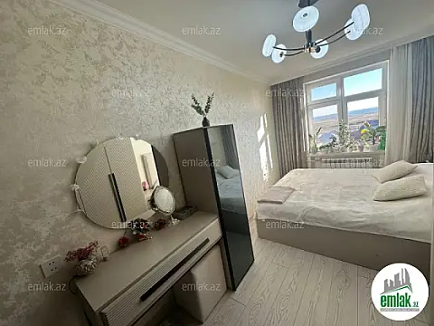 Satılır 2 otaqlı köhnə tikili 60 m²