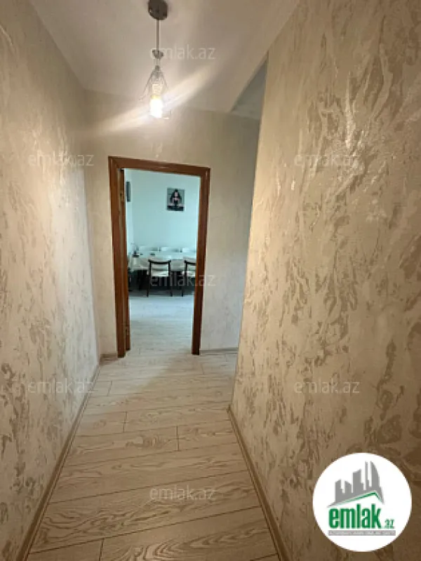 Satılır 2 otaqlı köhnə tikili 60 m²