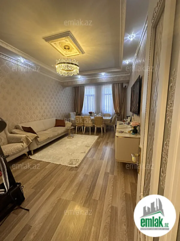 Satılır 2 otaqlı yeni tikili 75 m²