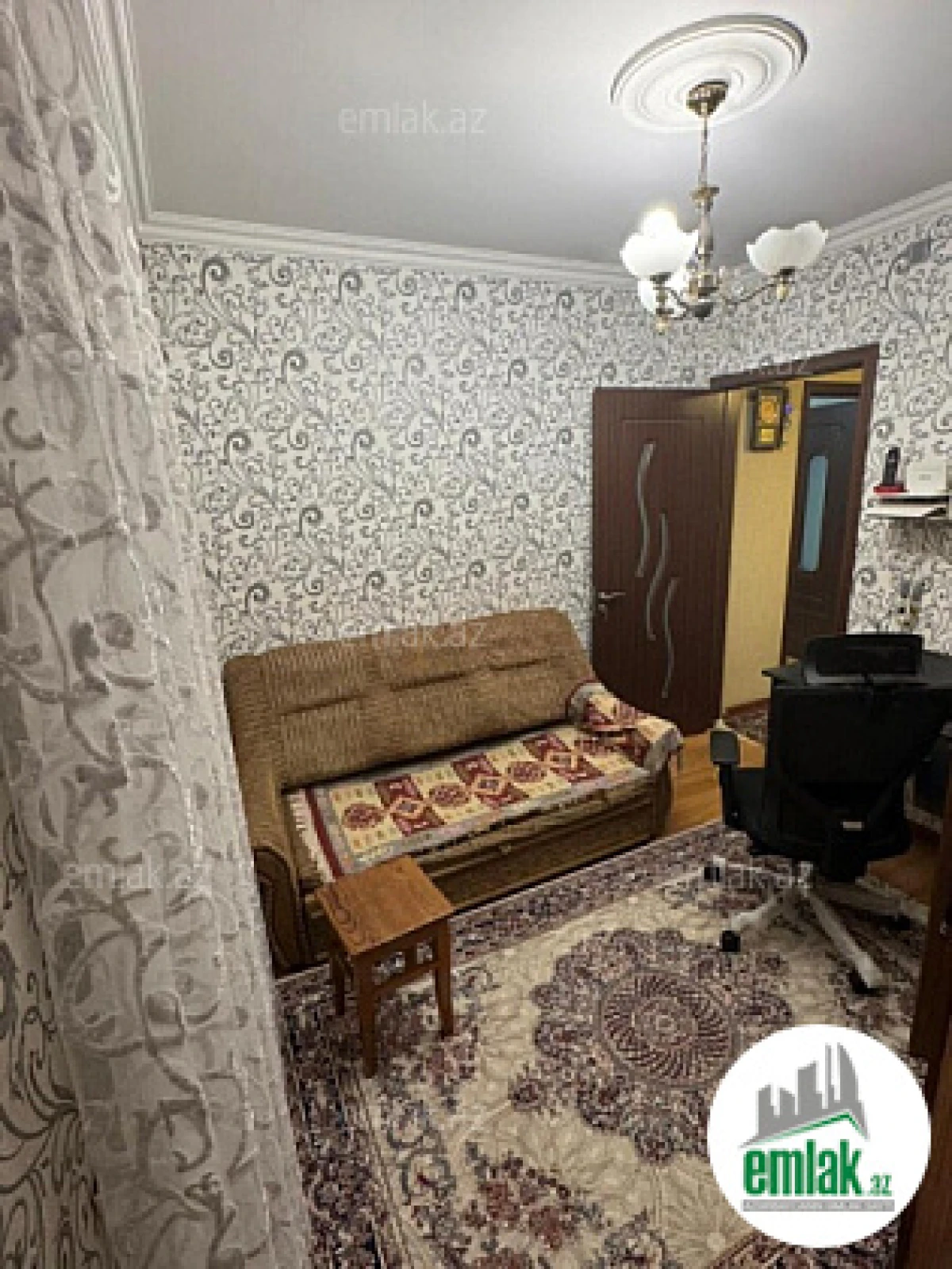Satılır 3 otaqlı köhnə tikili 90 m²