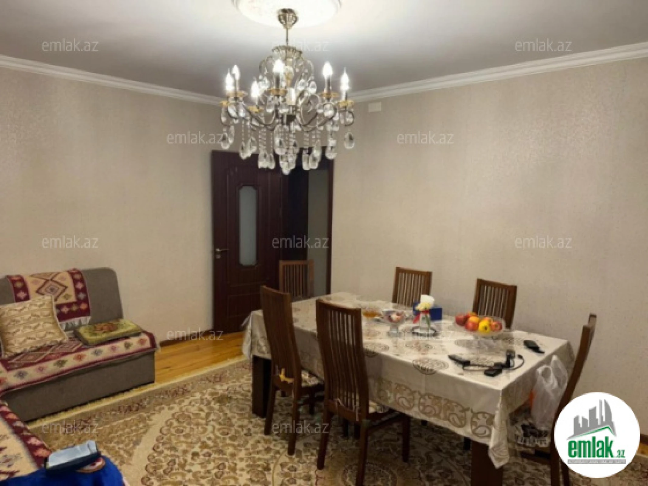 Satılır 3 otaqlı köhnə tikili 90 m²