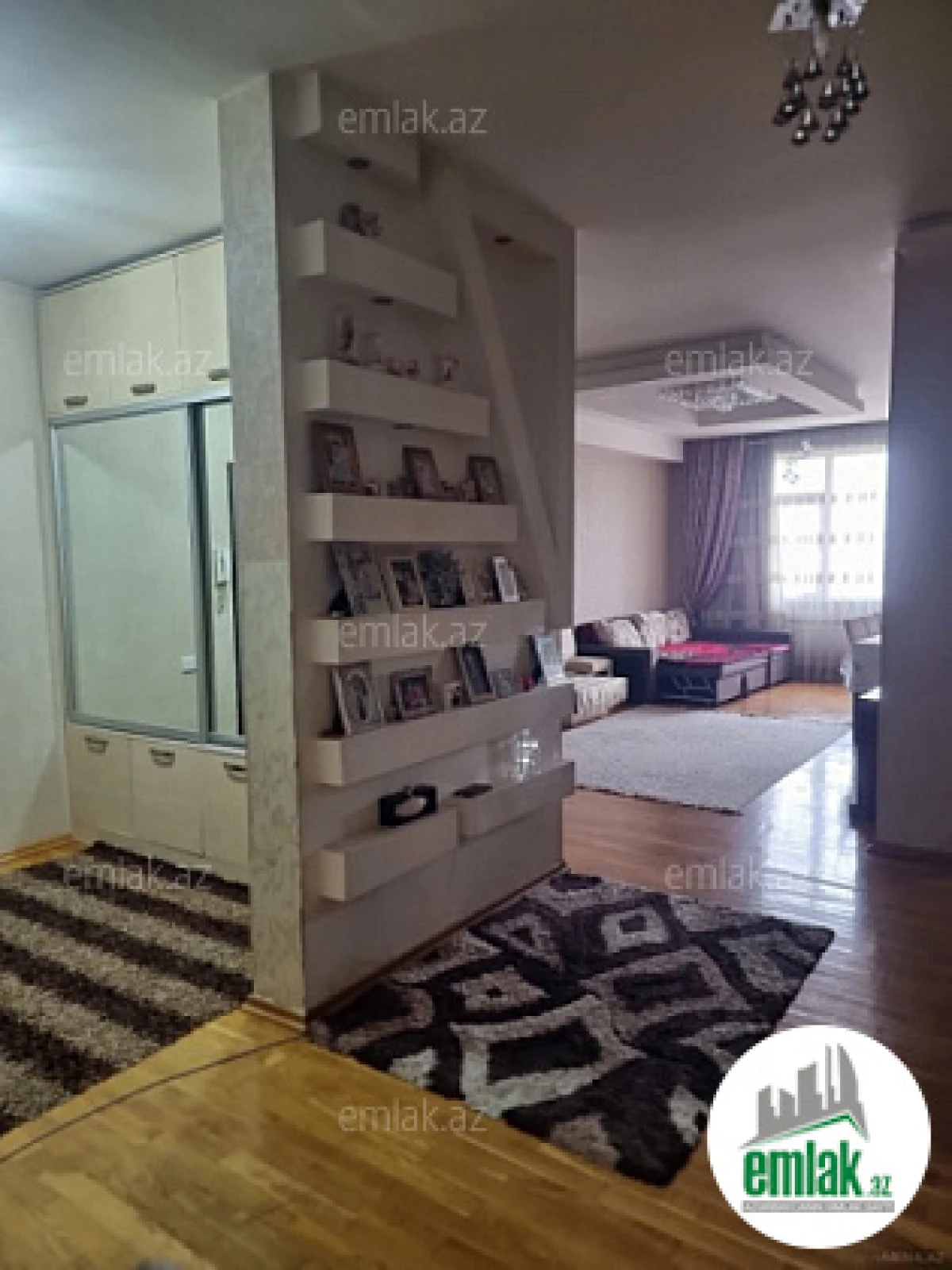 Satılır 2 otaqlı yeni tikili 110 m²