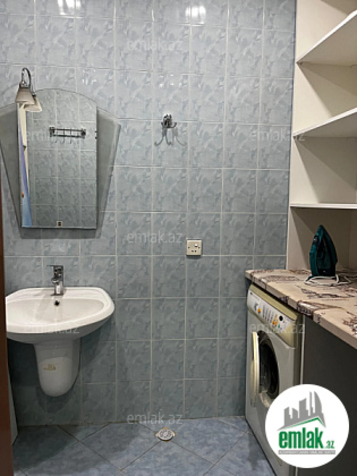 Satılır 4 otaqlı yeni tikili 160 m²