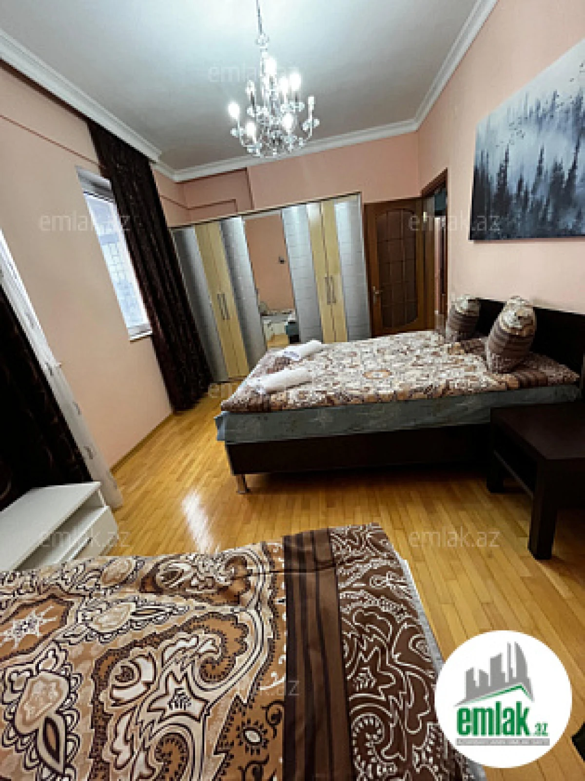Satılır 4 otaqlı yeni tikili 160 m²