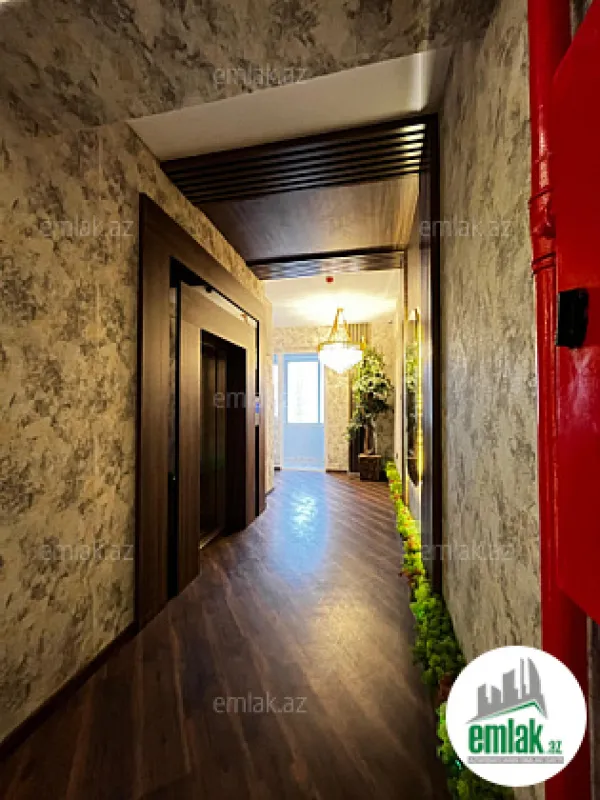 Satılır 4 otaqlı yeni tikili 160 m²