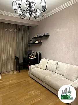 Satılır 4 otaqlı yeni tikili 190 m²