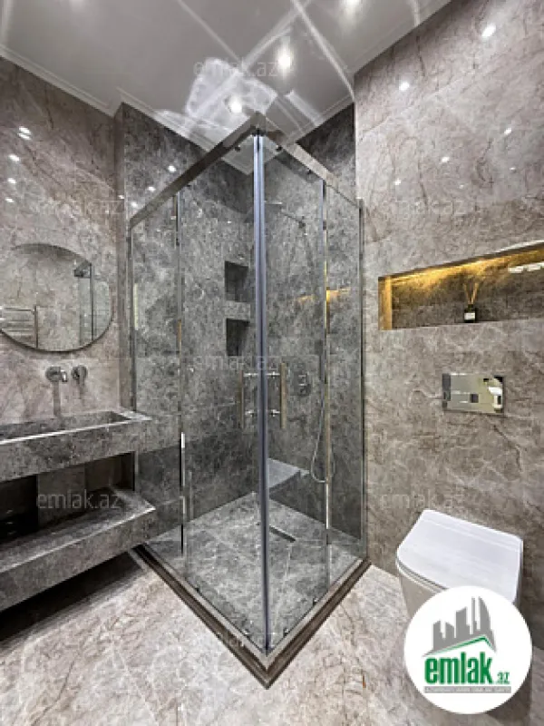 Satılır 3 otaqlı yeni tikili 131 m²