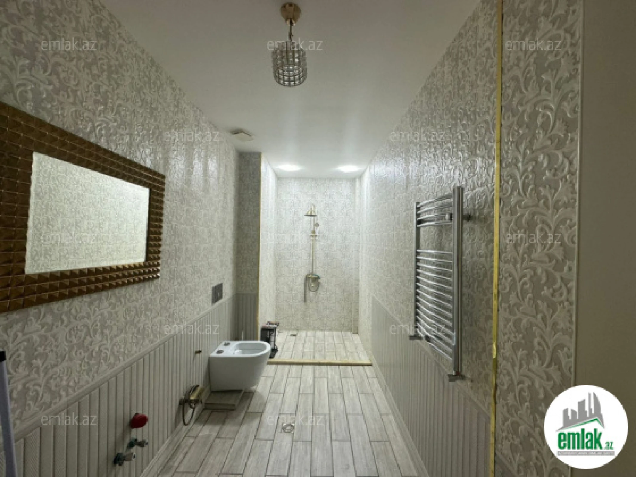 Satılır 3 otaqlı yeni tikili 100 m²