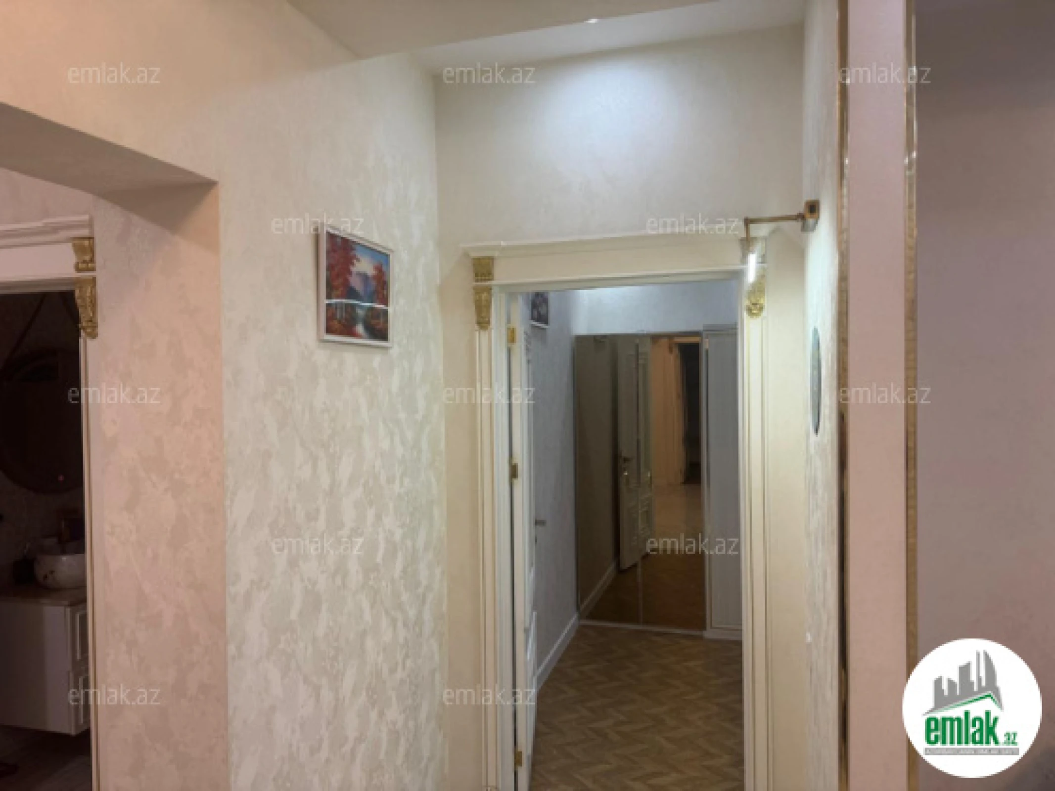 Satılır 3 otaqlı yeni tikili 100 m²