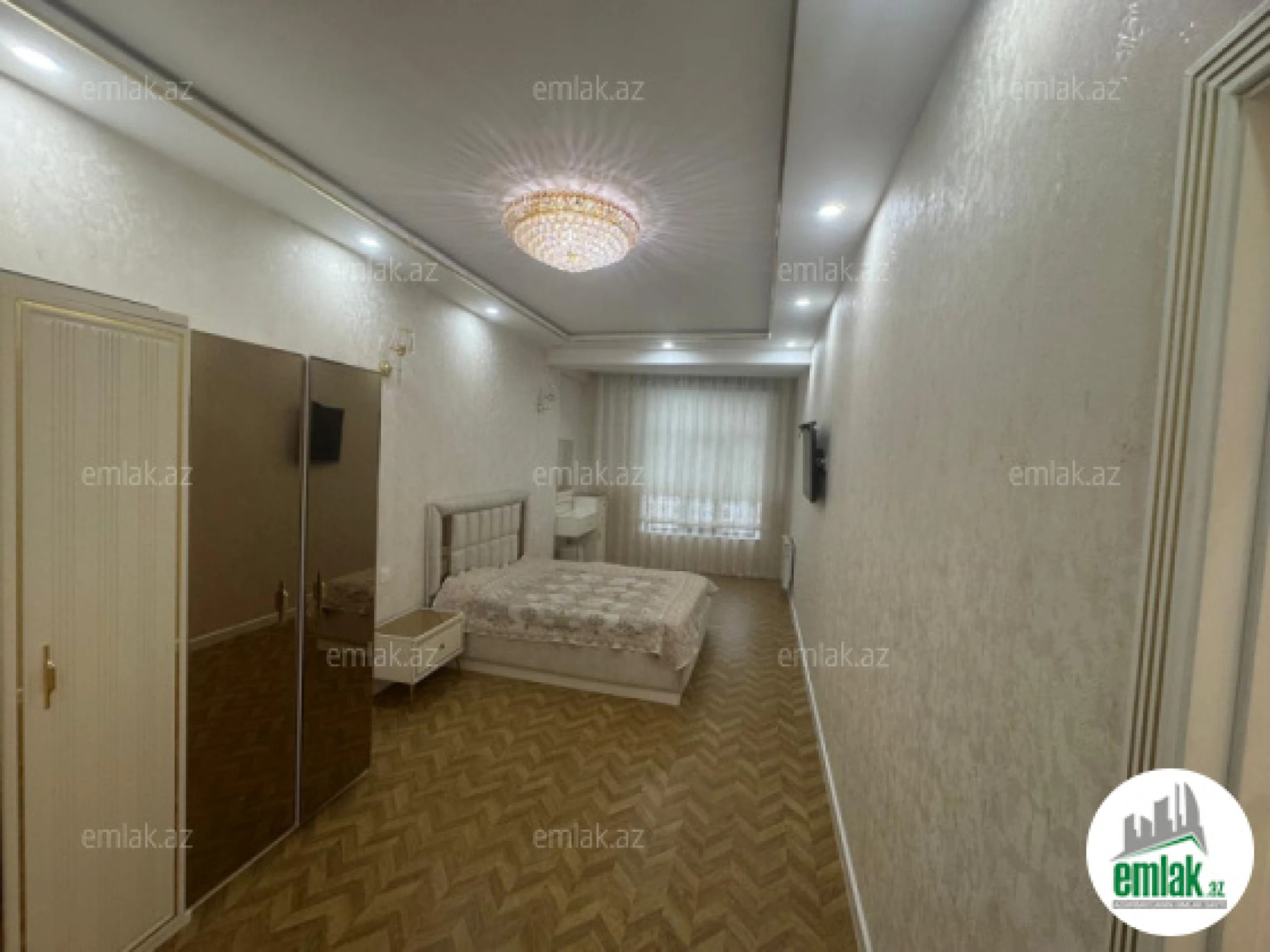 Satılır 3 otaqlı yeni tikili 100 m²