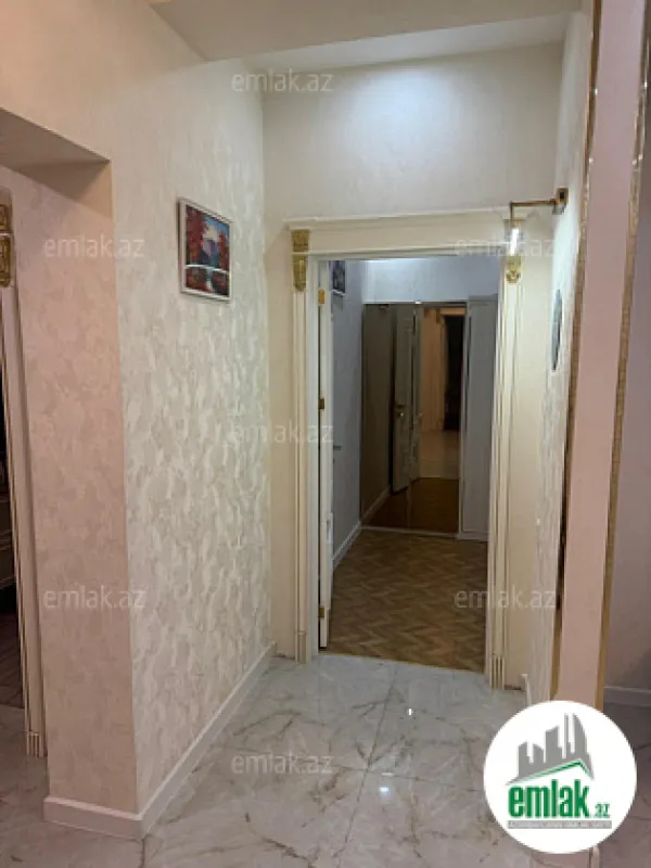 Satılır 3 otaqlı yeni tikili 100 m²