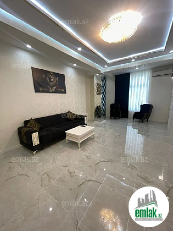 Satılır 3 otaqlı yeni tikili 100 m²