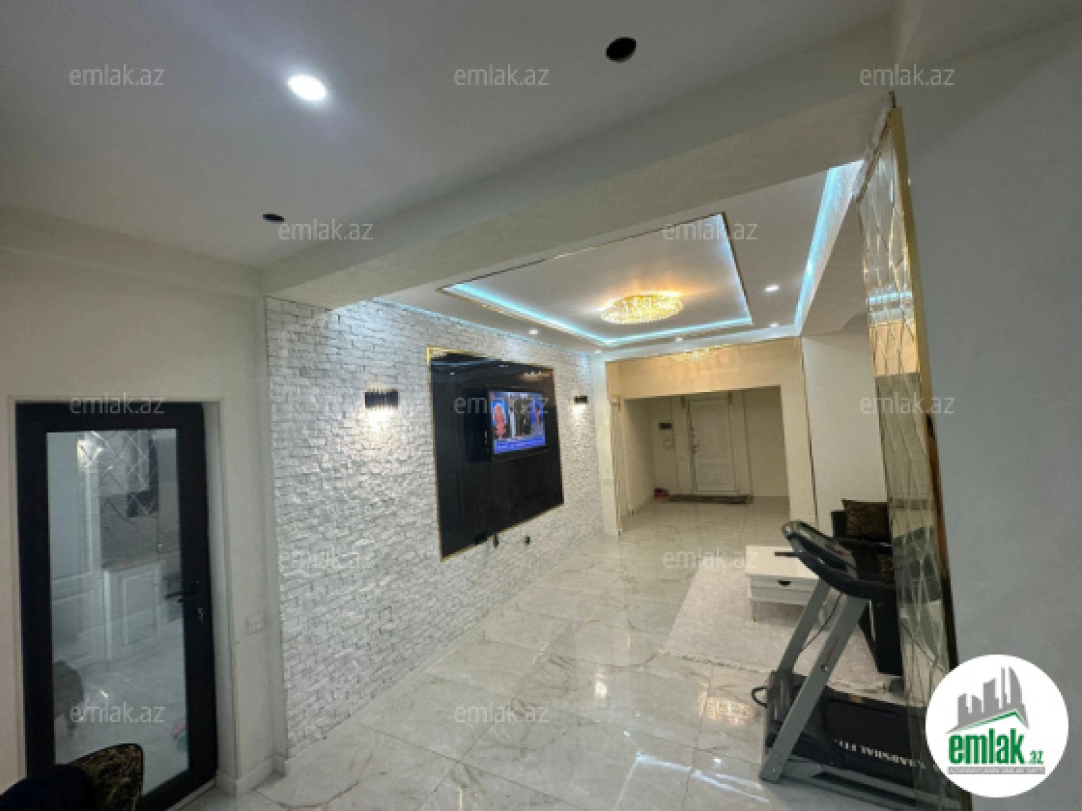 Satılır 3 otaqlı yeni tikili 100 m²