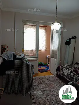 Satılır 5 otaqlı köhnə tikili 100 m²