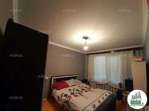 Satılır 5 otaqlı köhnə tikili 100 m²