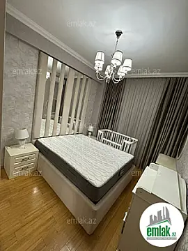 Satılır 2 otaqlı yeni tikili 77 m²