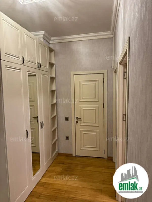 Satılır 2 otaqlı yeni tikili 77 m²