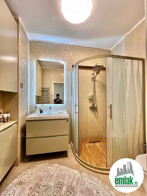 Satılır 3 otaqlı yeni tikili 94 m²