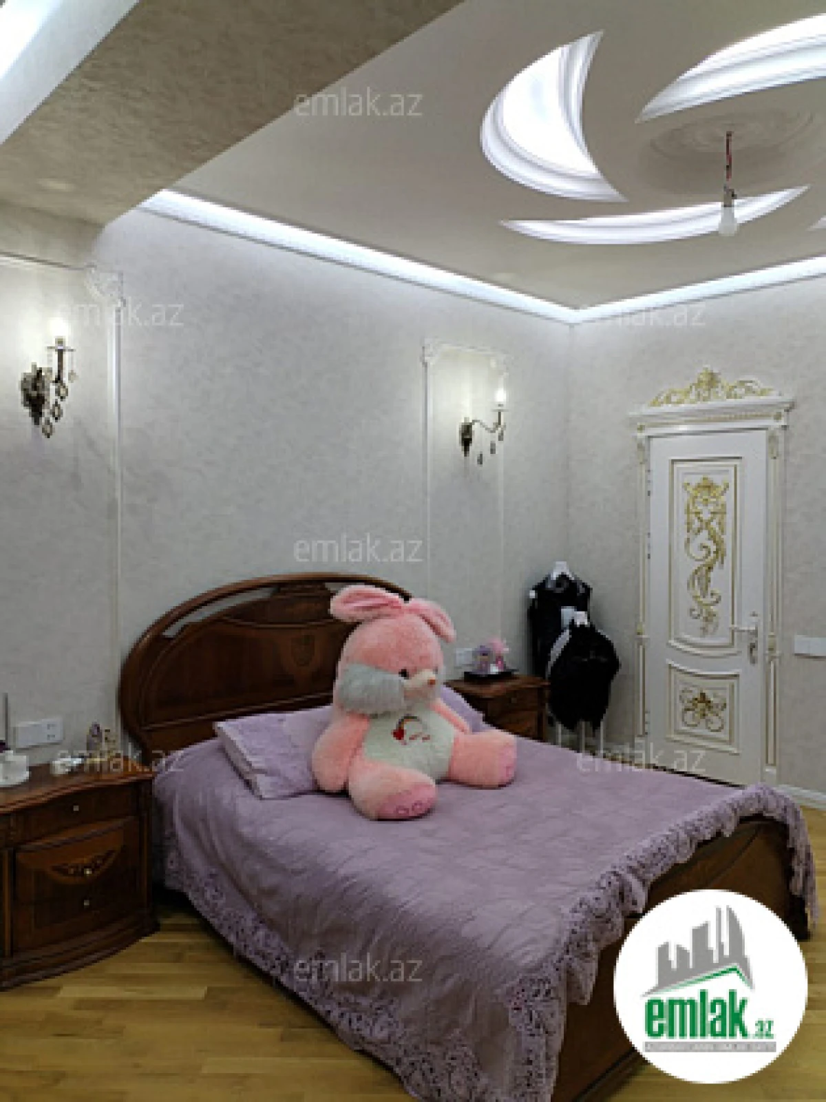 Satılır 3 otaqlı yeni tikili 142 m²