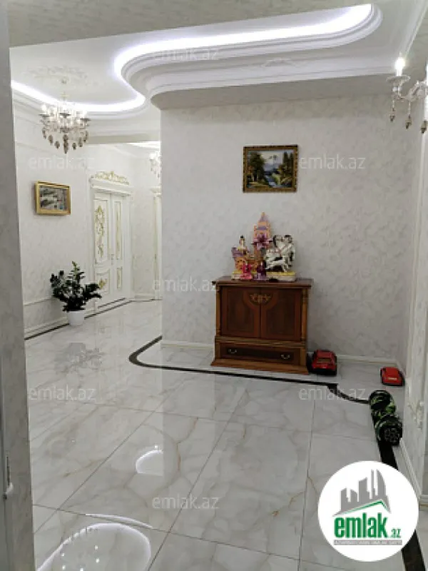 Satılır 3 otaqlı yeni tikili 142 m²