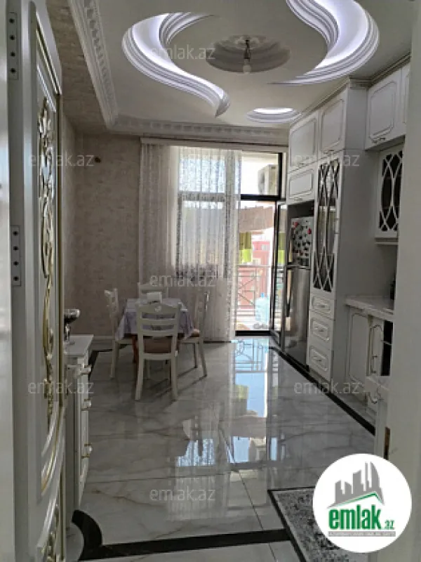 Satılır 3 otaqlı yeni tikili 142 m²