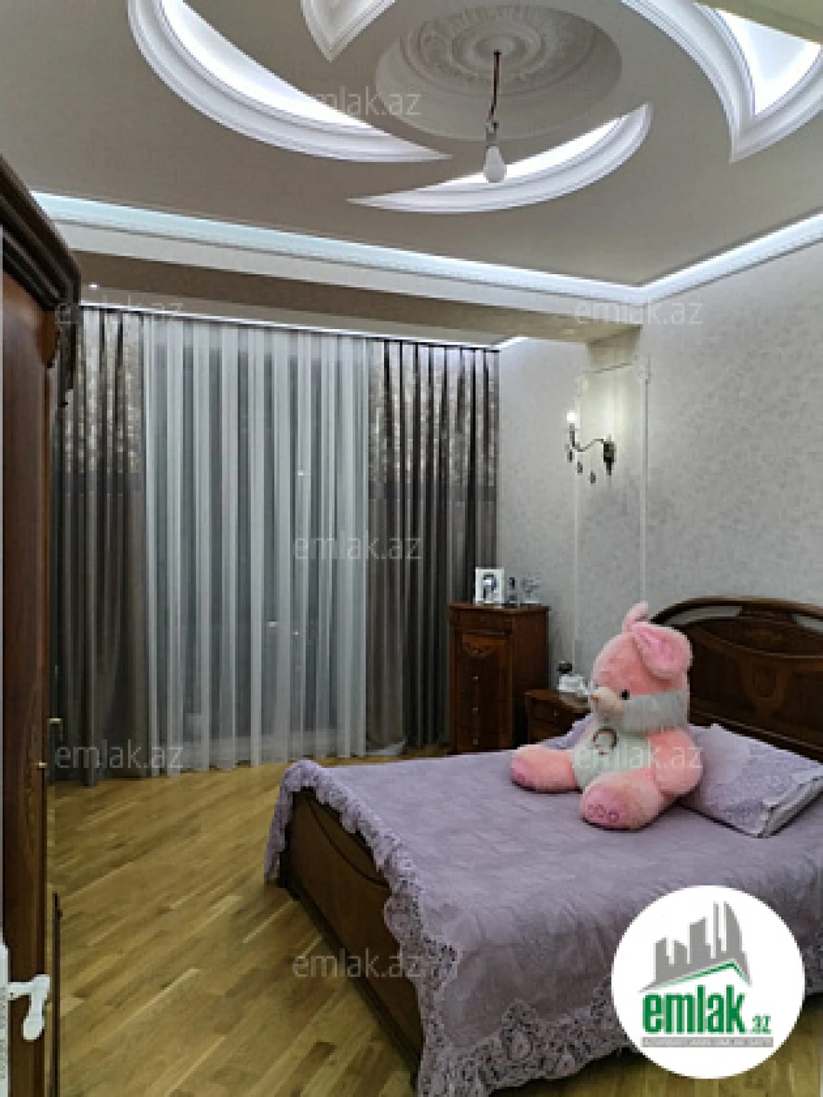 Satılır 3 otaqlı yeni tikili 142 m²