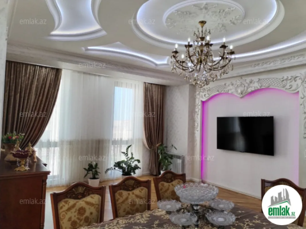 Satılır 3 otaqlı yeni tikili 142 m²