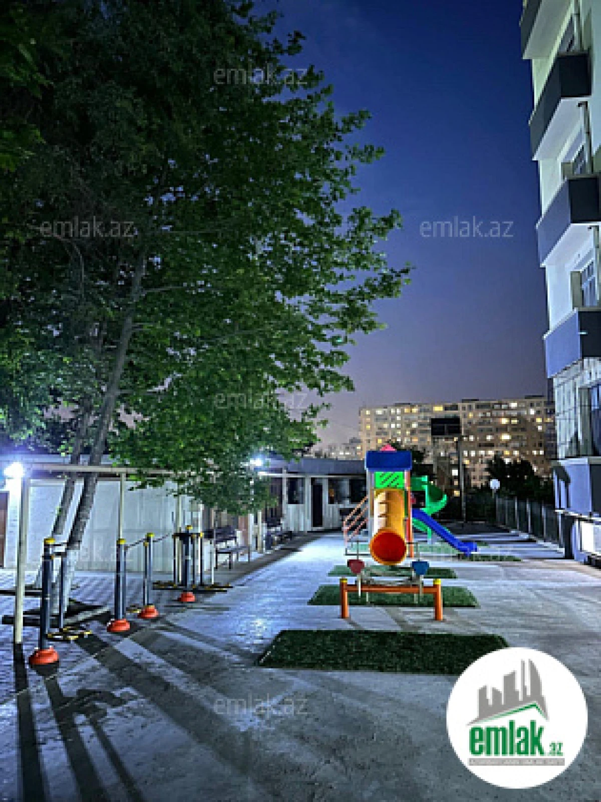 Satılır 2 otaqlı yeni tikili 65 m²