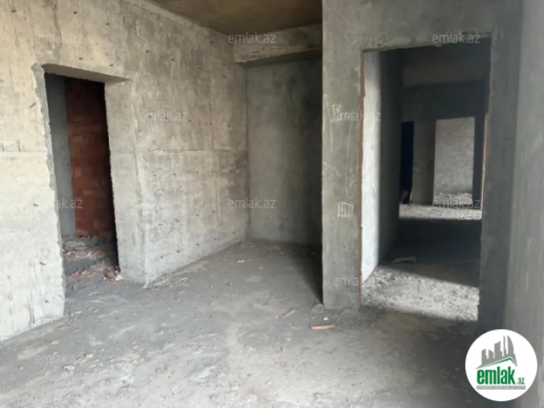 Satılır 3 otaqlı yeni tikili 133 m²
