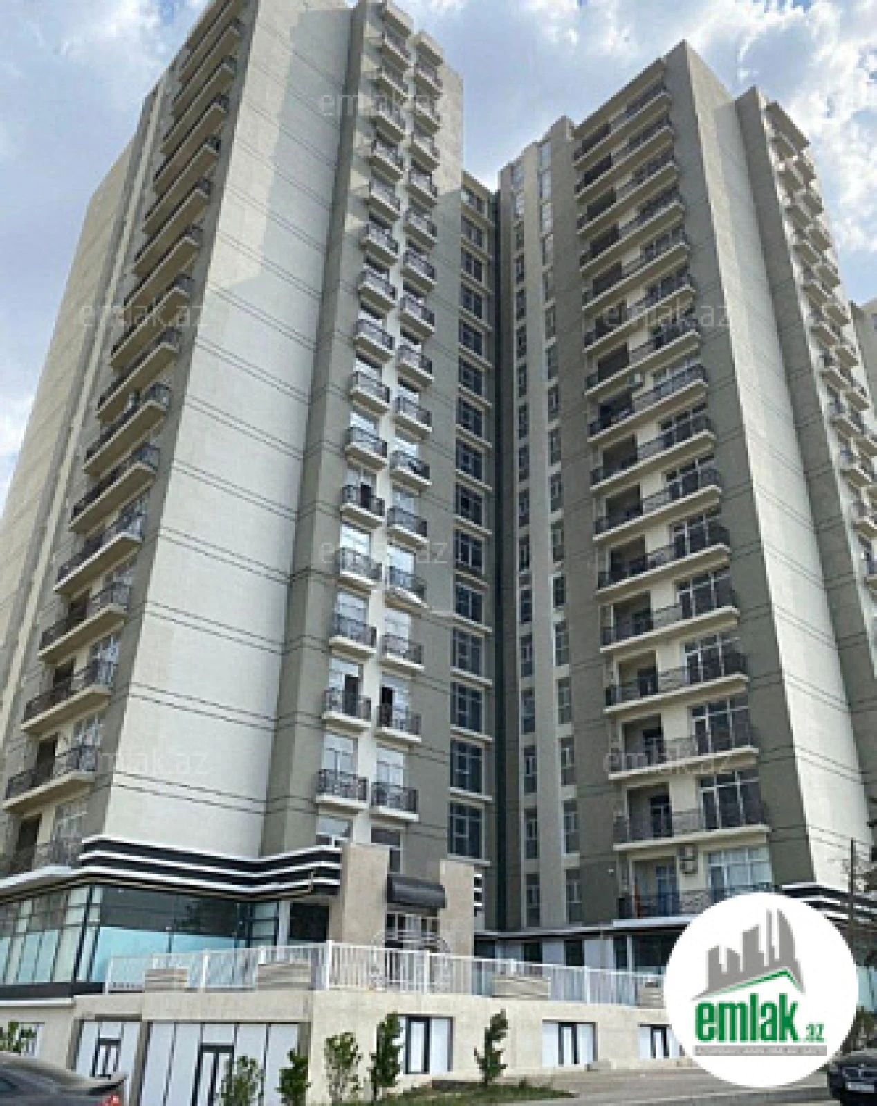 Satılır 3 otaqlı yeni tikili 133 m²