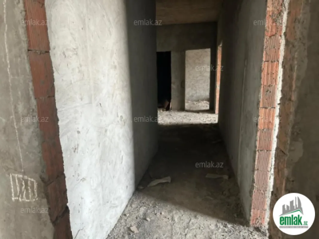 Satılır 3 otaqlı yeni tikili 133 m²