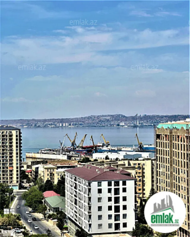 Satılır 3 otaqlı yeni tikili 133 m²