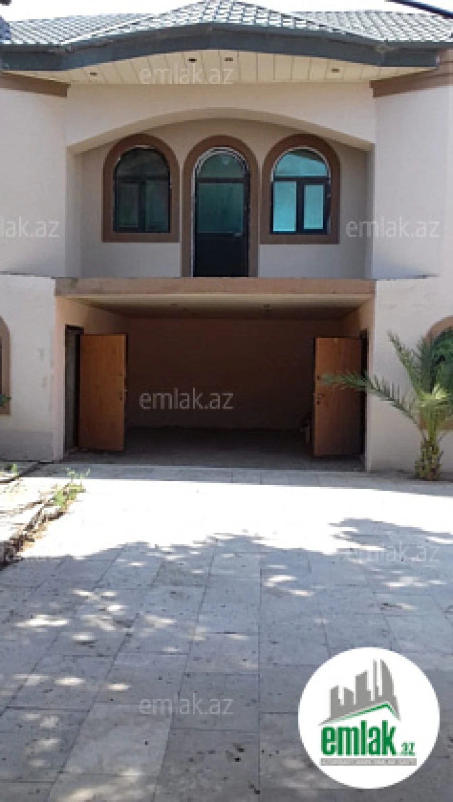 Satılır 7 otaqlı həyət evi 256 m²
