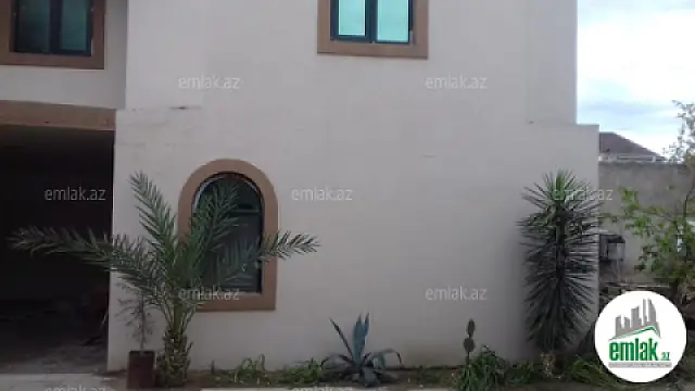 Satılır 7 otaqlı həyət evi 256 m²