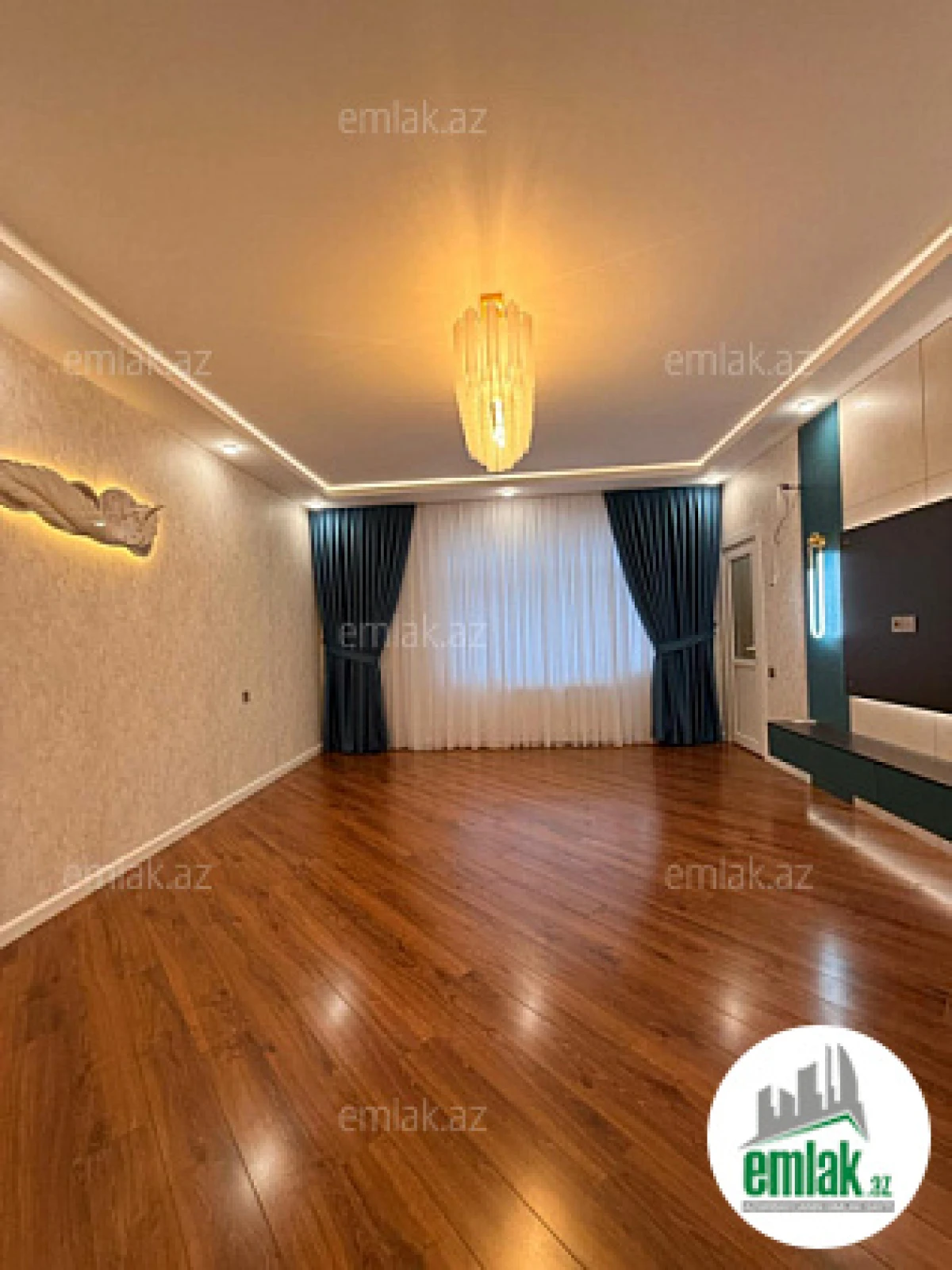 Satılır 2 otaqlı yeni tikili 86 m²