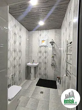 Satılır 4 otaqlı həyət evi 90 m²