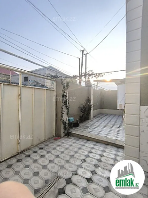 Satılır 4 otaqlı həyət evi 90 m²