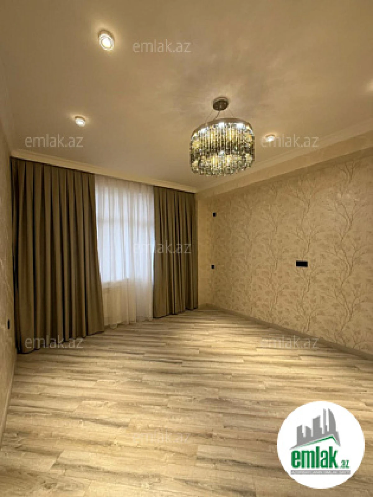 Satılır 3 otaqlı yeni tikili 86 m²