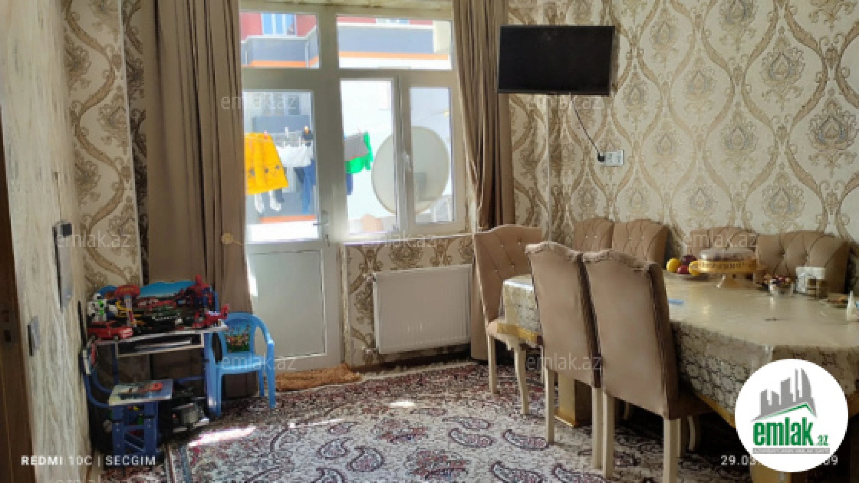 Satılır 2 otaqlı köhnə tikili 60 m²