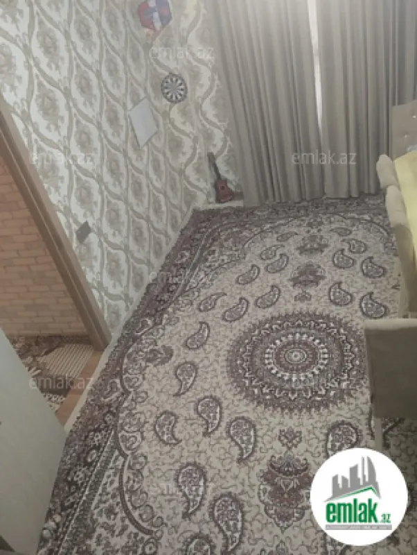 Satılır 2 otaqlı köhnə tikili 60 m²