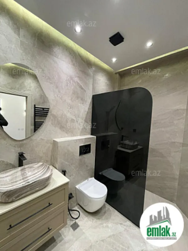 Satılır 3 otaqlı yeni tikili 135 m²