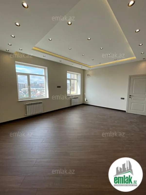 Satılır 3 otaqlı yeni tikili 135 m²