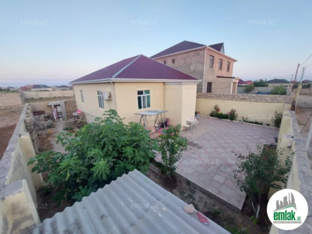 Satılır 4 otaqlı həyət evi 110 m²