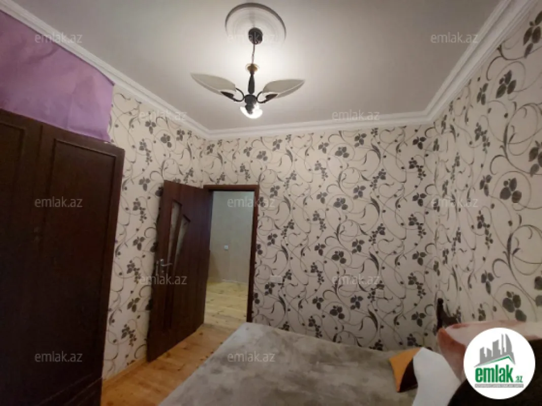 Satılır 4 otaqlı həyət evi 110 m²