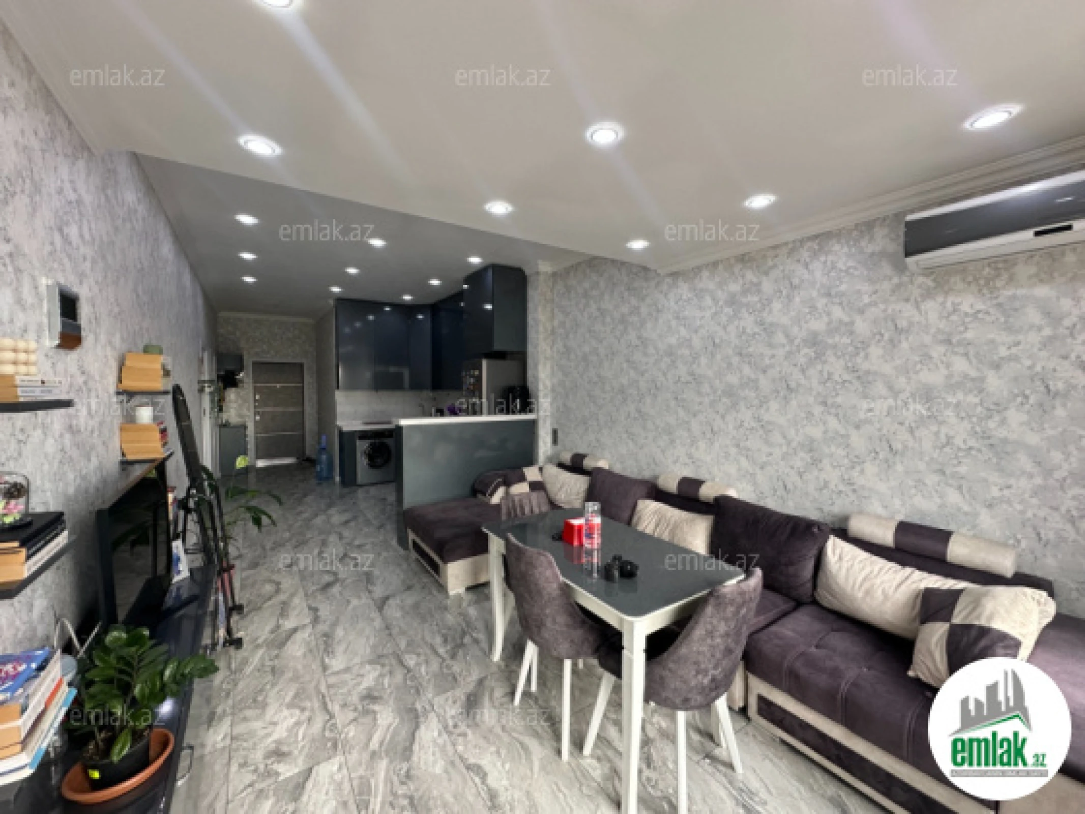 Satılır 3 otaqlı yeni tikili 90 m²