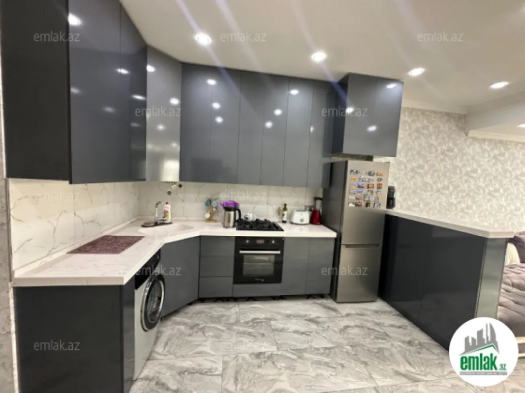 Satılır 3 otaqlı yeni tikili 90 m²