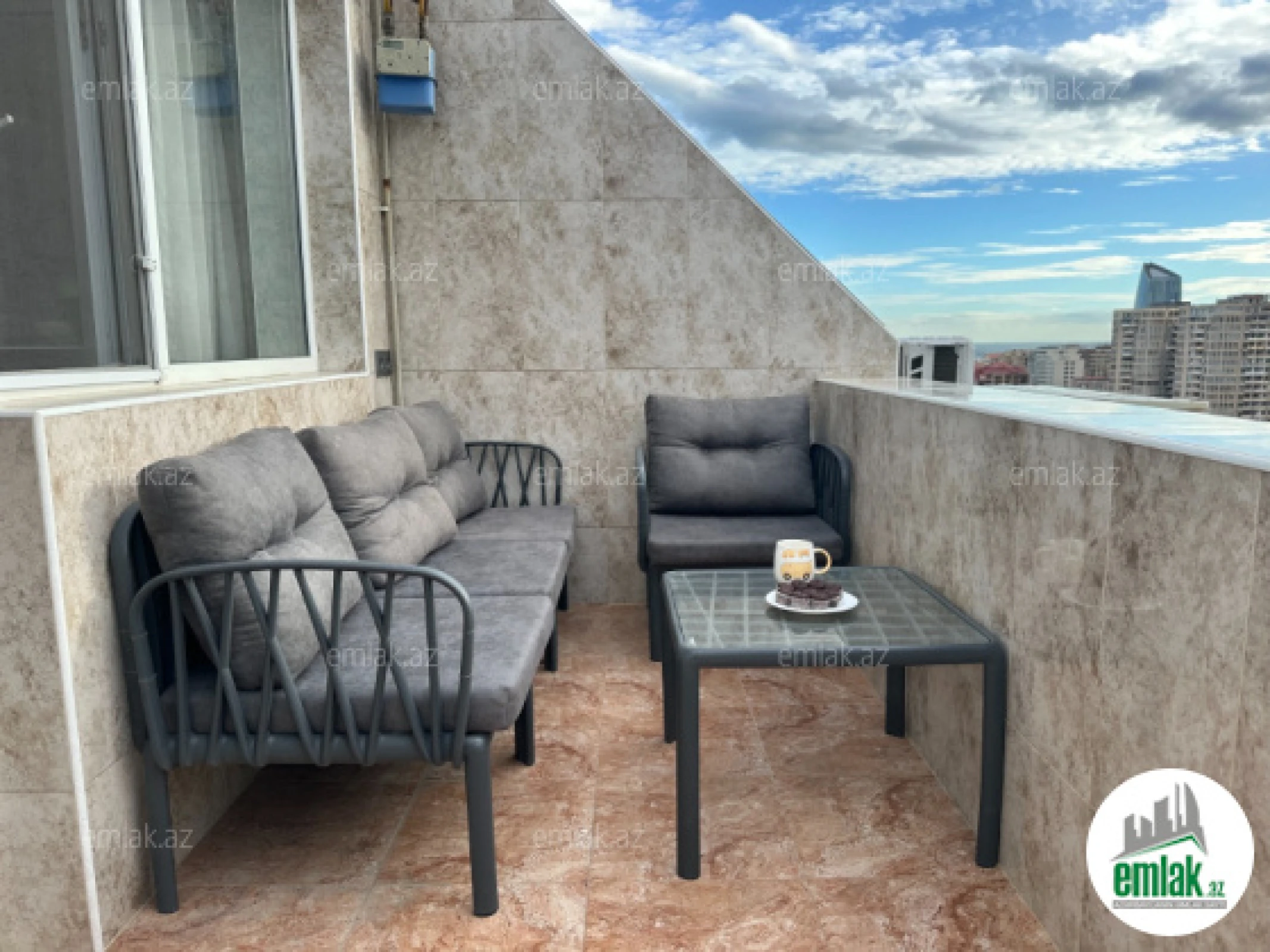 Satılır 3 otaqlı yeni tikili 90 m²