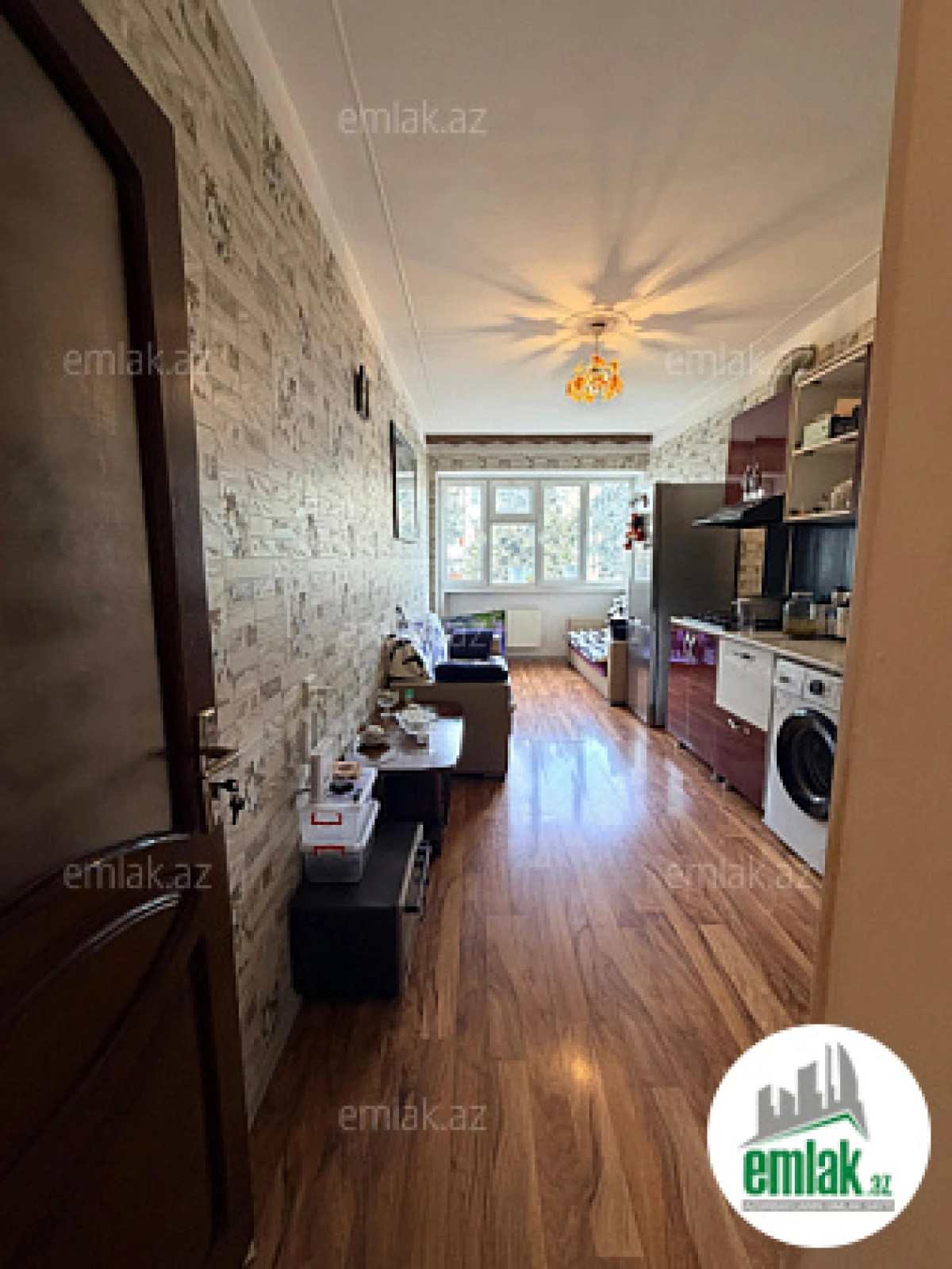 Satılır 3 otaqlı köhnə tikili 75 m²