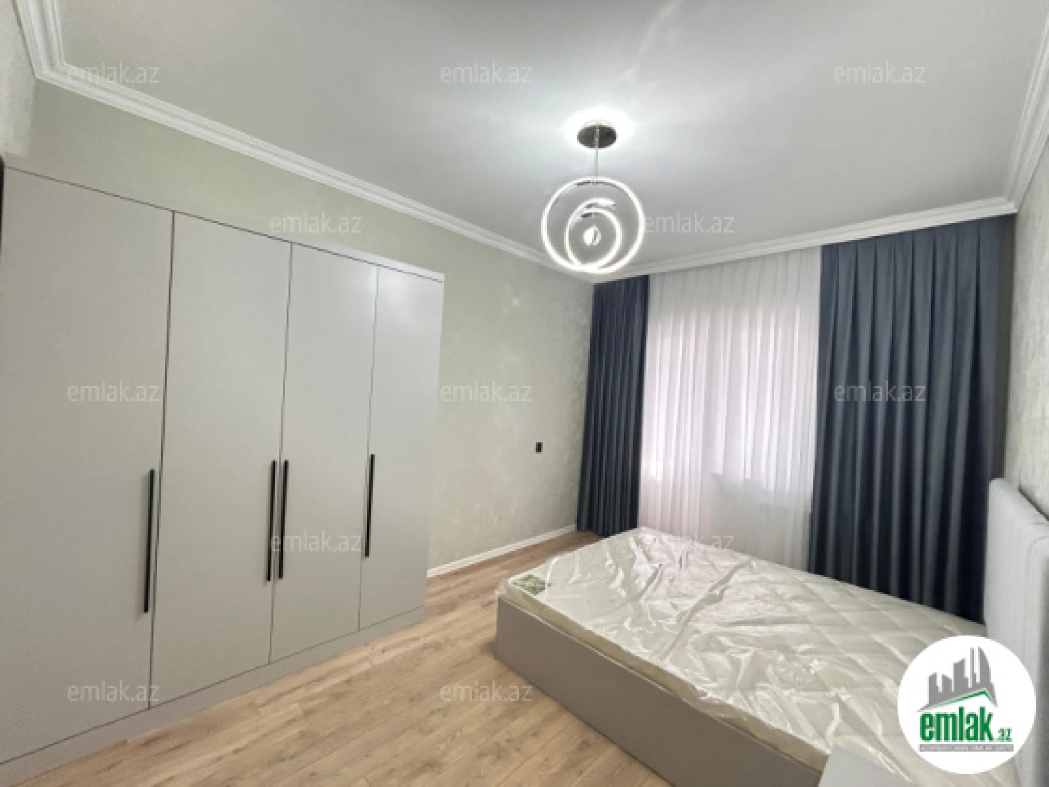 Satılır 3 otaqlı köhnə tikili 80 m²